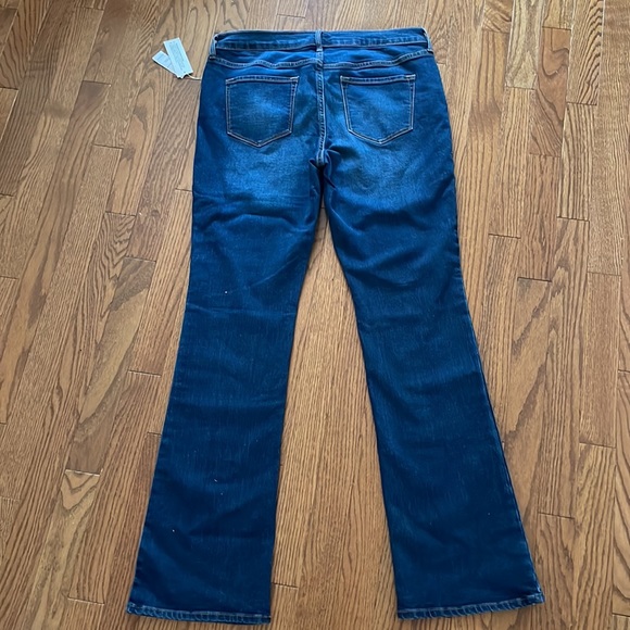 Brand new Old Navy jeans - Picture 3 of 3